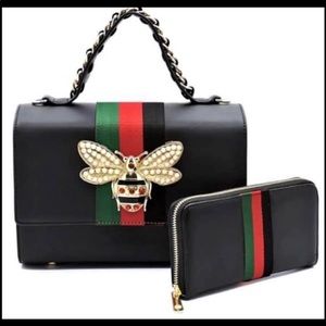 Woman’s handbag and wallet set